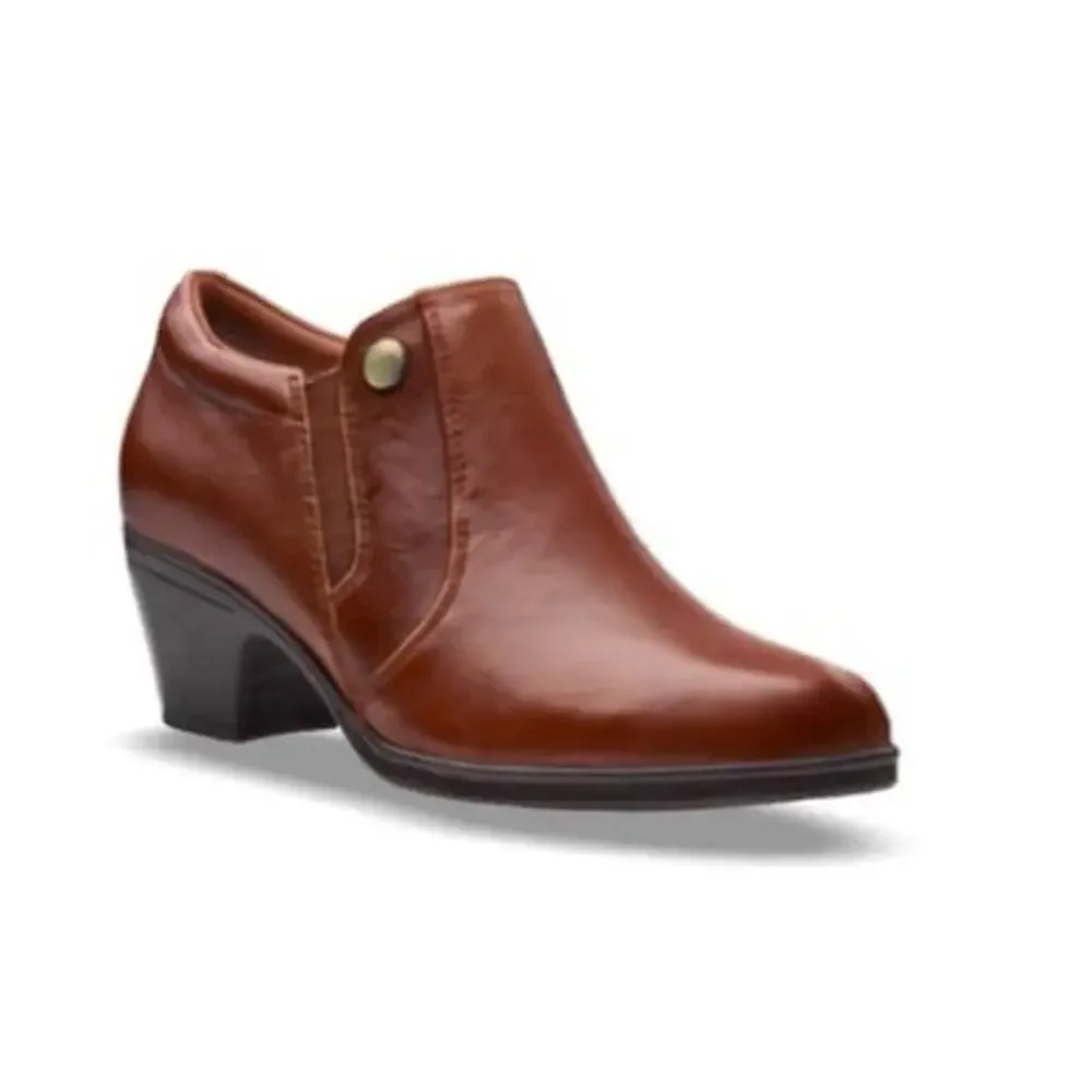 NEW Clarks Emily 2 Reyna shooties brown leather women's size 8.5